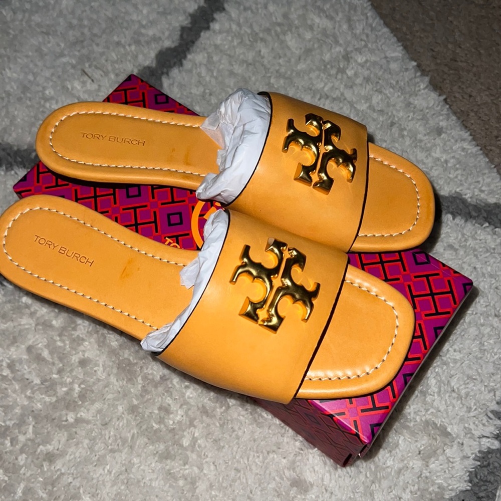 **BRAND NEW** Tori Burch Eleanor Slide Nevada Crust Fixed- Vachetta- Smooth